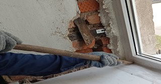 Демонтаж оконных откосов по выгодной цене от 513 руб. в Бугульме - Сварной-Бгл